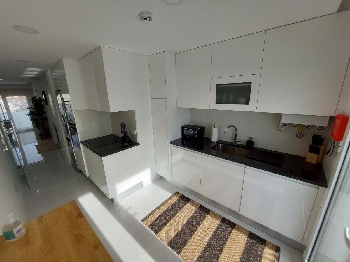 Beach Life Apartment, New, Elegant And Cozy นาซาเร ภายนอก รูปภาพ